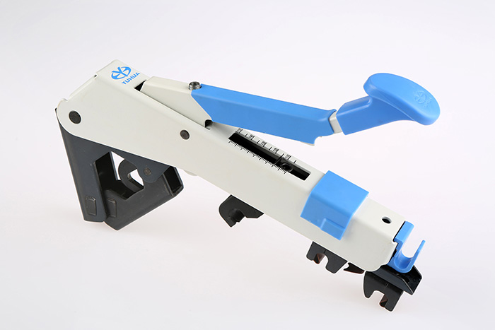 SDDA2132PK細紗機(jī)V型牽伸氣動加(jia)壓搖架